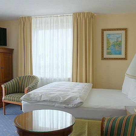 Hotel Zur Schwaben-Schaenke Renningen Extérieur photo